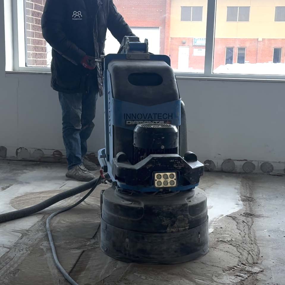 image-eqipe-teamepoxy-montreal-services-depoxy-revetement-epoxy